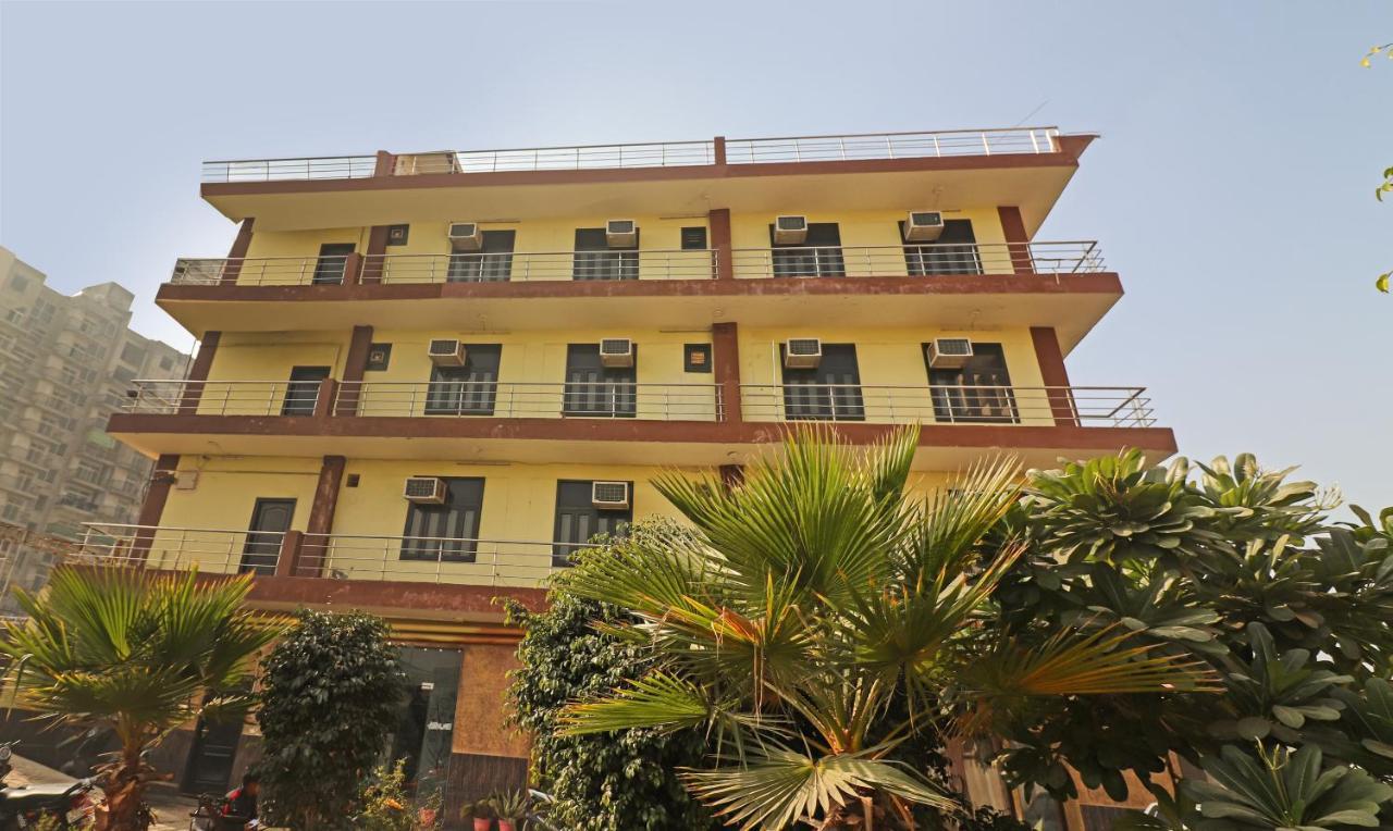Treebo Trend Radha Palace Mathura Exteriér fotografie